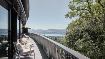 Suite Luxe (Masina) | Balcon