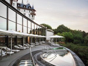 Ångbastu, kroppsbehandlingar, thaimassage och sportmassage