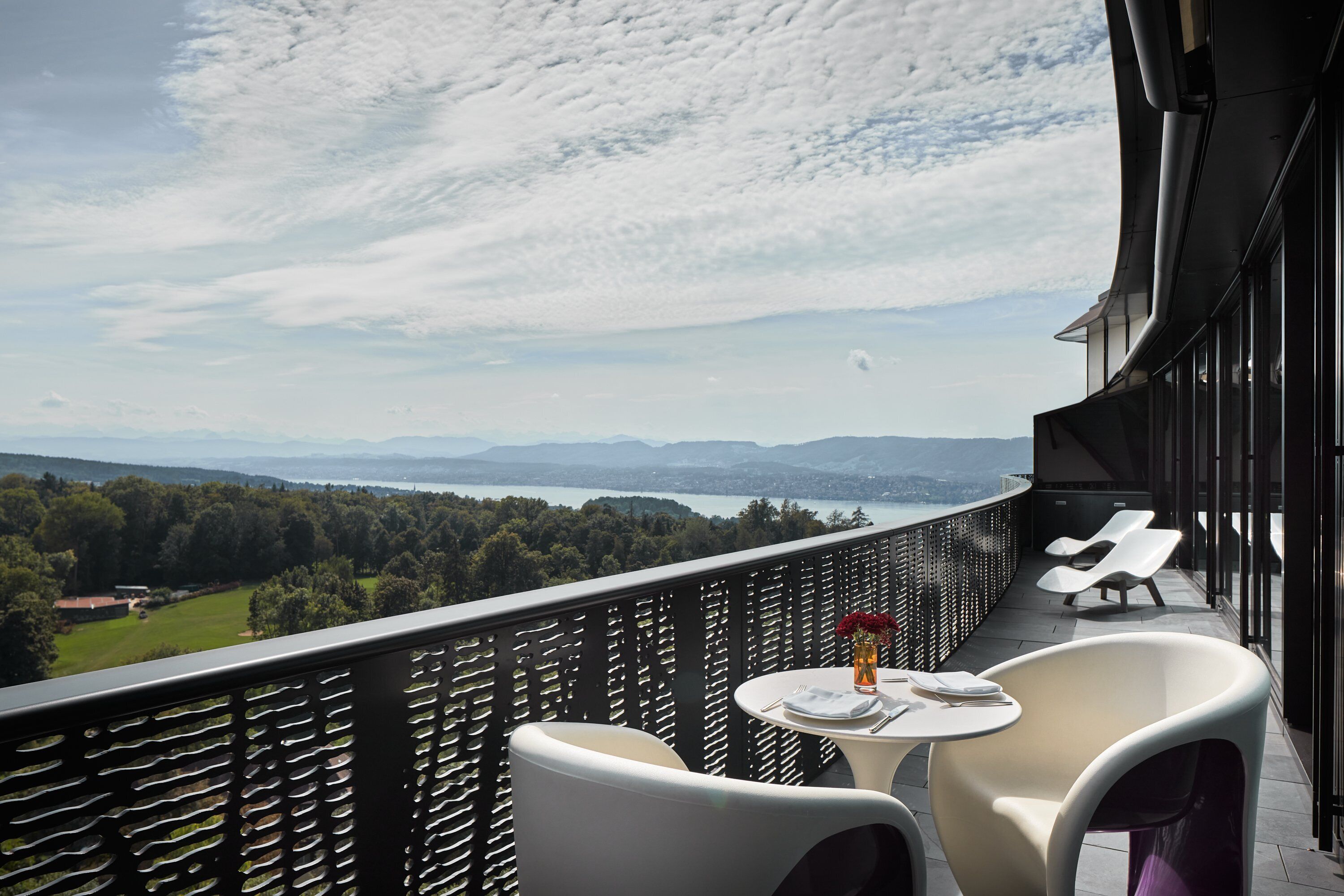 Suite 100, elegant, inspired by Rolling Stones, Butler, Spa Access (12 years+) | Balcony