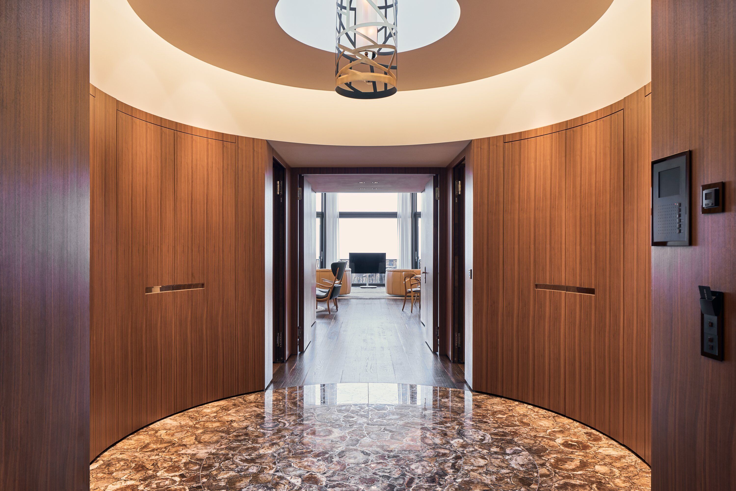 Carezza Suite, 230 m2, inspired by Alberto Giacometti, Butler, Spa Access (12 years+) | Premium bedding, minibar, in-room safe, individually decorated