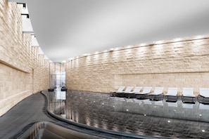 Indoor pool, sun loungers