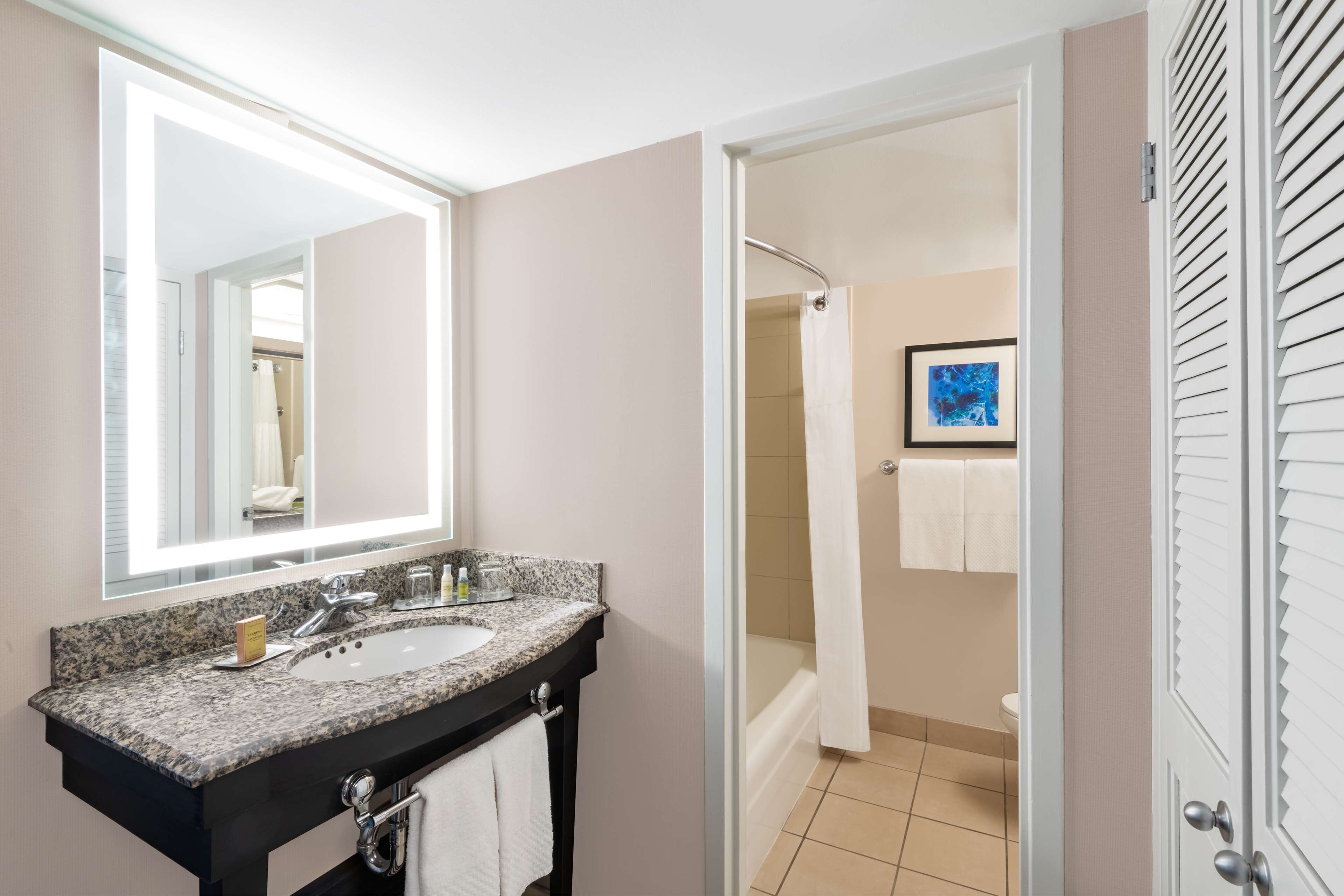 Bathroom | Free toiletries, hair dryer, towels, soap