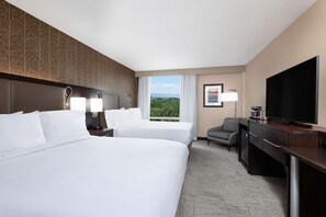 Premium bedding, down duvets, in-room safe, desk - DoubleTree by Hilton Denver Cherry Creek (Denver)