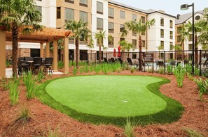 Mini-golf