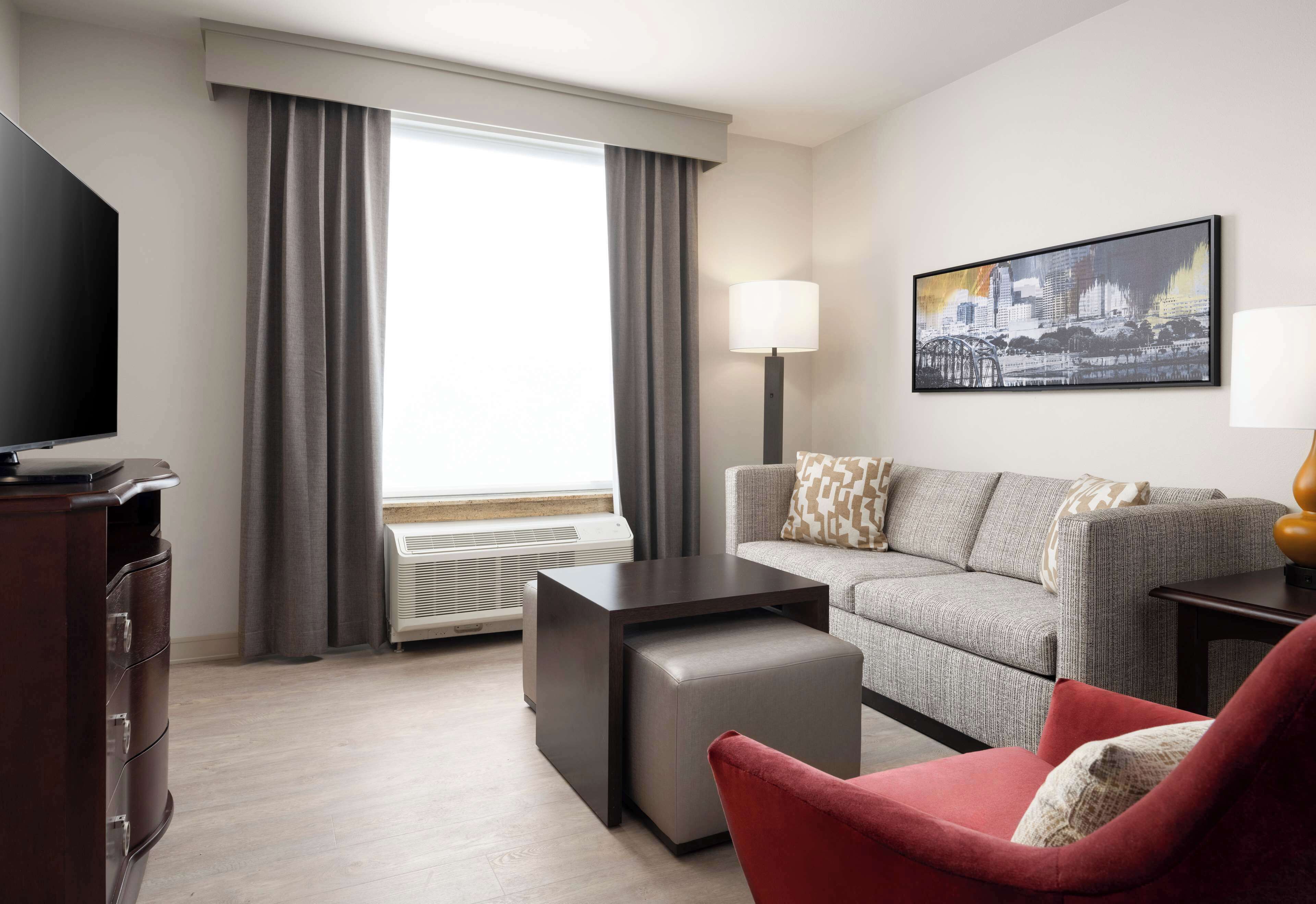 42-inch flat-screen tv with premium tv channels, tv, mp3 dock