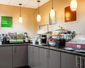 Petit déjeuner buffet compris tous les jours
