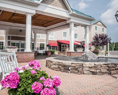 Comfort Inn & Suites Sturbridge - Brimfield