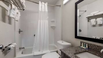 Bathtub, free toiletries, hair dryer, towels