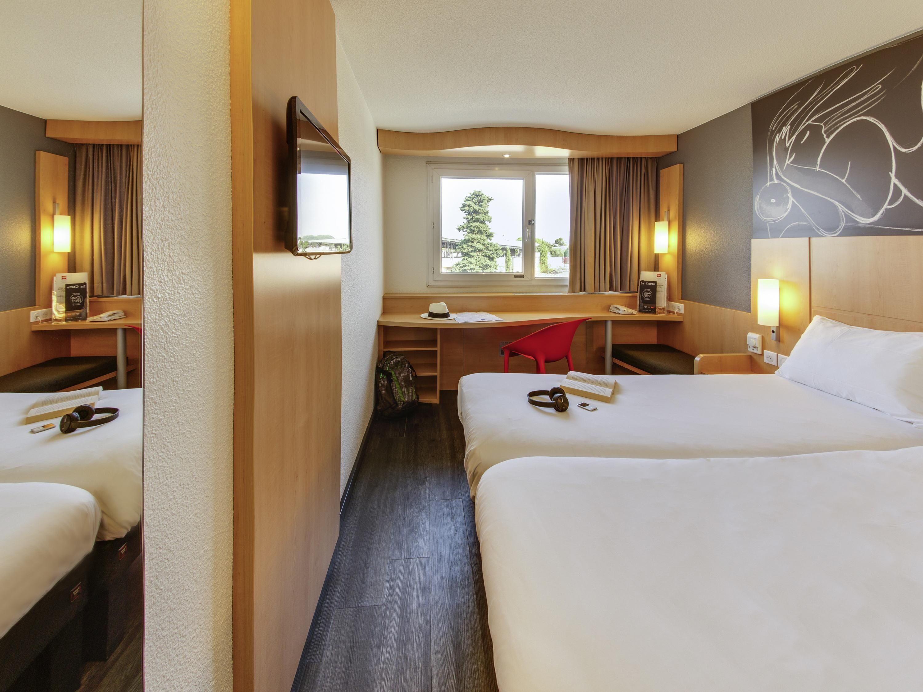 Standard Room, 2 Twin Beds | Desk, blackout drapes, soundproofing, iron/ironing board