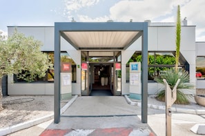 Entrée de l’hébergement