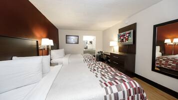 Escritorio, cortinas blackout, cunas gratuitas y wifi gratis