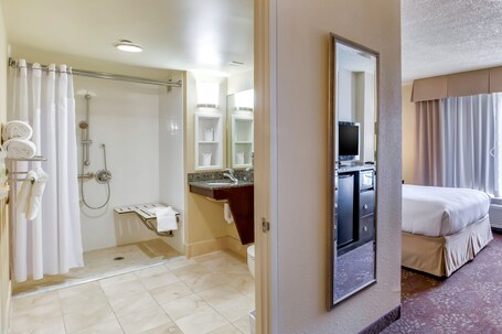Holiday Inn Indianapolis Carmel, an IHG Hotel - Image 23