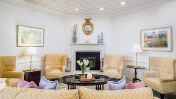 Sala de estar en el lobby