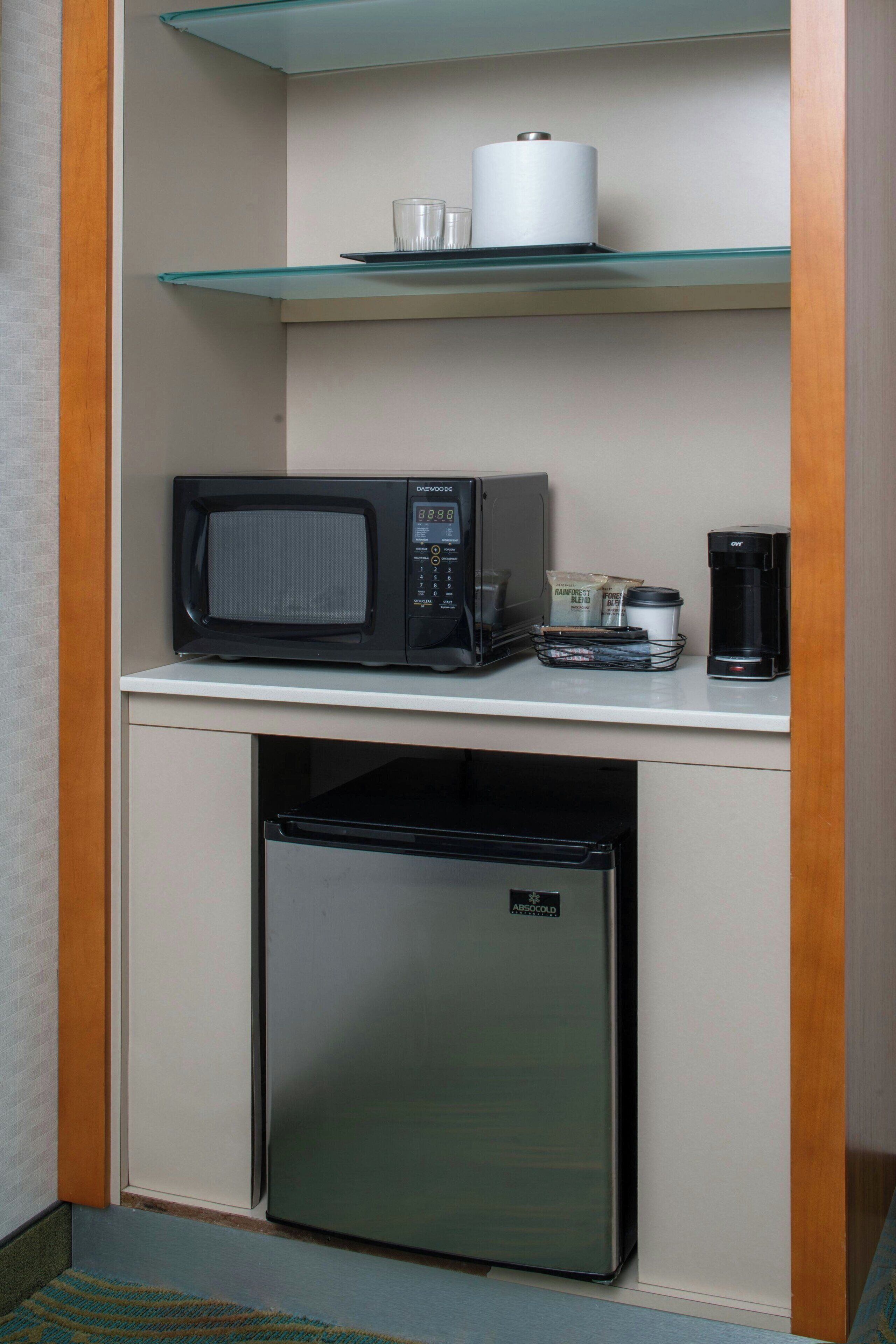 fridge, microwave, coffee/tea maker