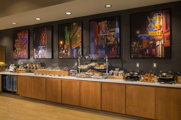 Free daily buffet breakfast 