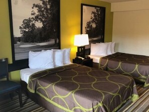 Desk, iron/ironing board, free WiFi, bed sheets - Super 8 by Wyndham Augusta (Augusta)
