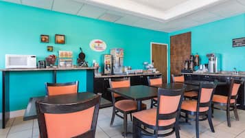 Free daily on-the-go breakfast