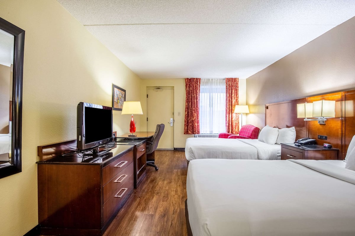 Double Room, 2 Double Beds, Non Smoking | Desk, laptop workspace, blackout drapes, iron/ironing board