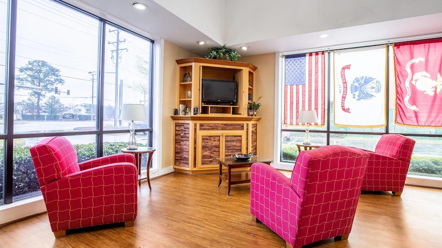 Econo Lodge Naval Station Norfolk