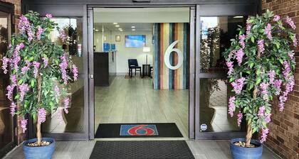 Motel 6 Columbus, GA - Downtown