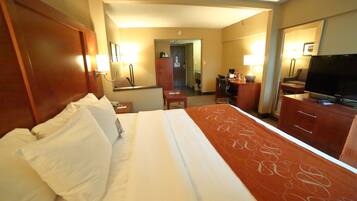 Suite, no fumadores | Escritorio, cortinas opacas, tabla de planchar con plancha y wifi gratis