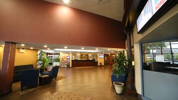 Área de estar no saguão