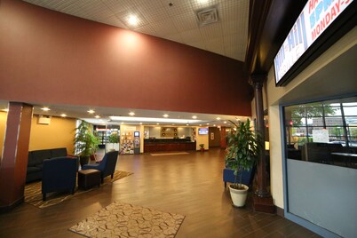 Comfort Suites Bethlehem Near Lehigh University and LVI Airport