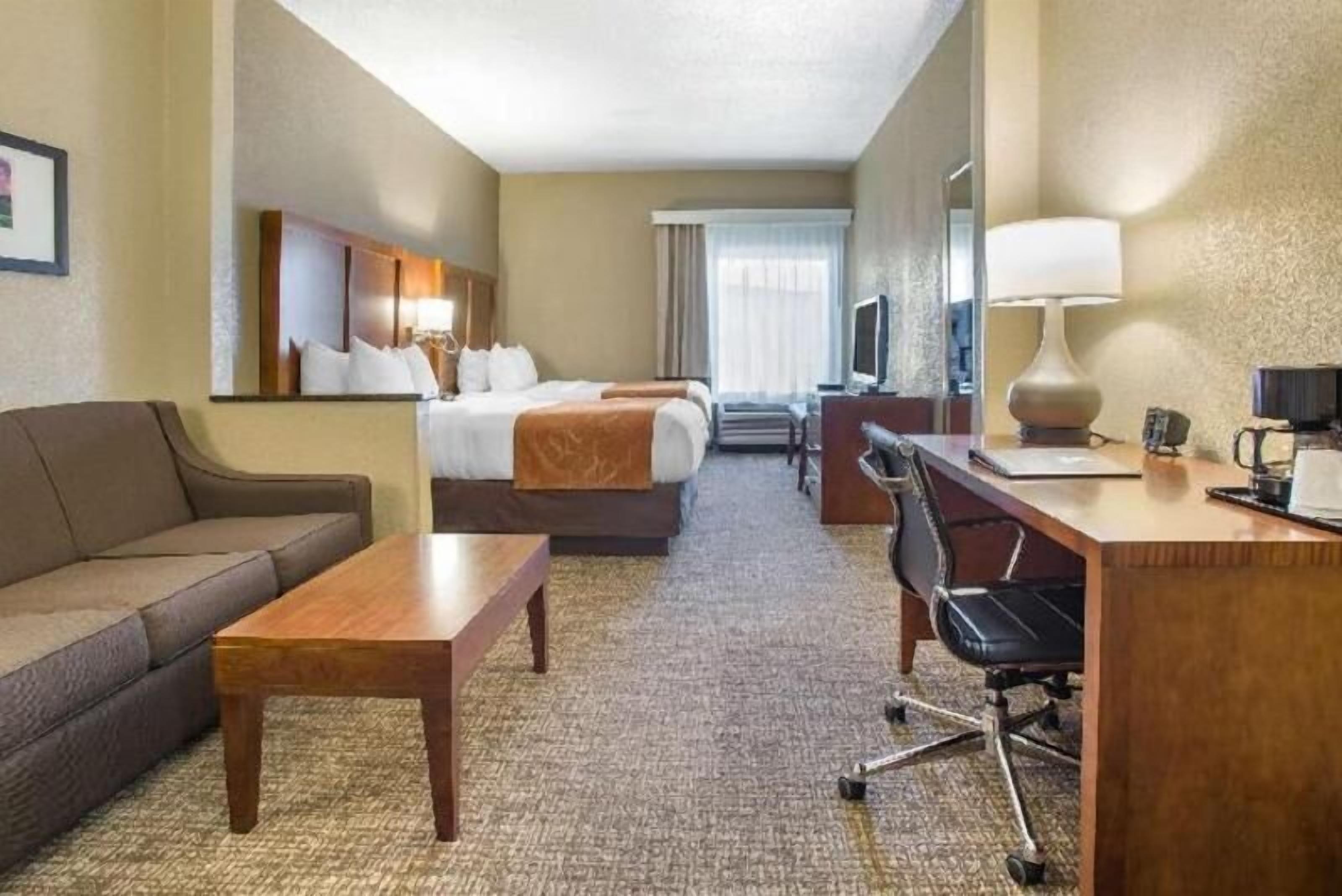 Desk, blackout drapes, iron/ironing board, free WiFi