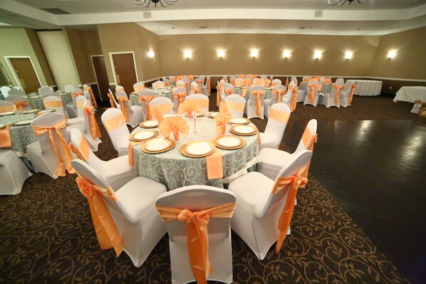 Ballroom - Comfort Suites Bethlehem Near Lehigh University and LVI Airport (Bethlehem)