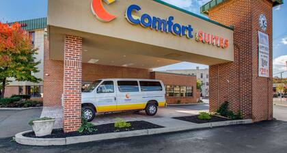 Comfort Suites Bethlehem Near Lehigh University and LVI Airport