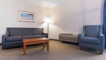 Sengetøy av topp kvalitet, skrivebord og blendingsgardiner