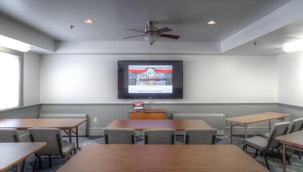 The Hotel Portsmouth by null