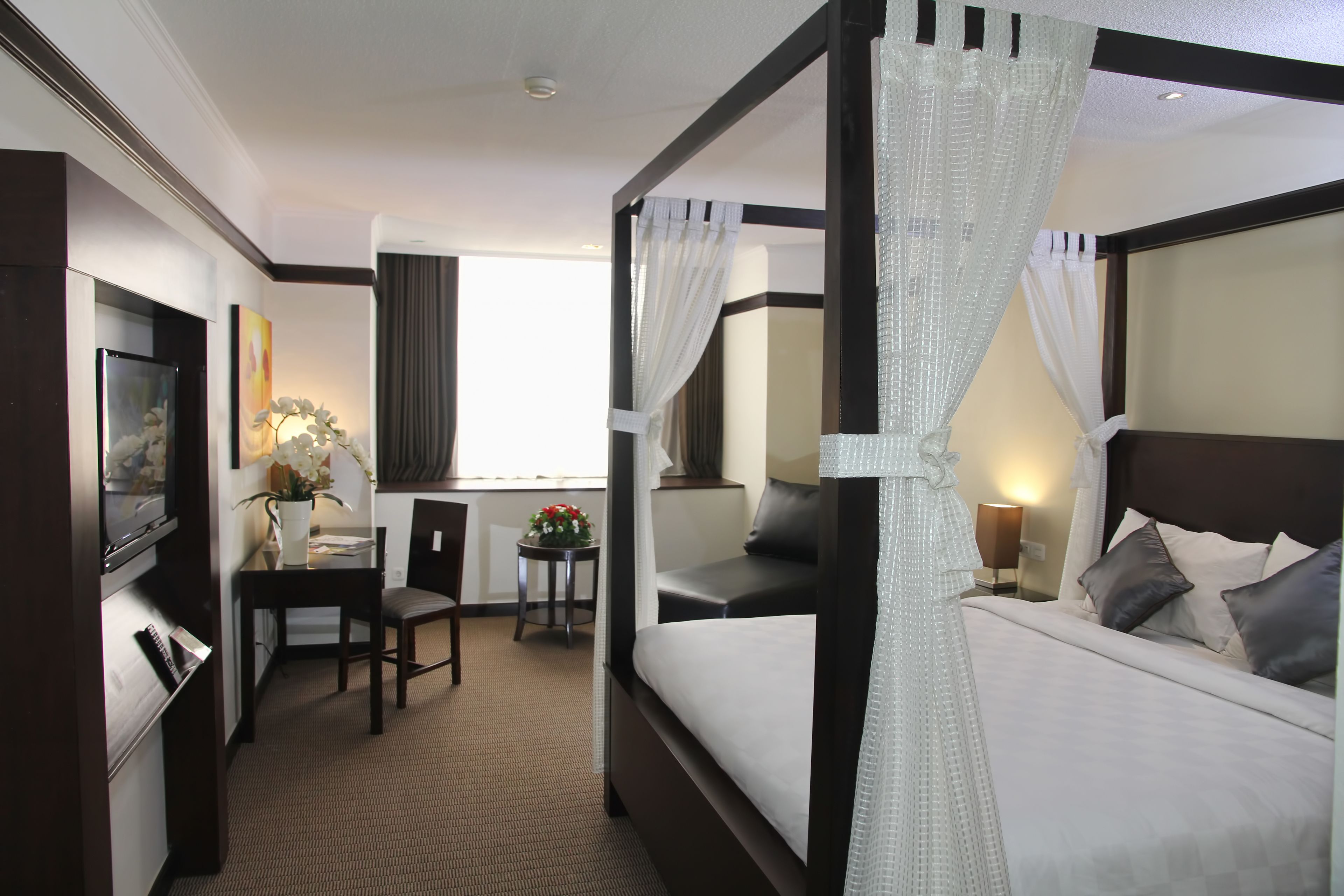 Executive Double or Twin Room, Smoking, City View | View from room