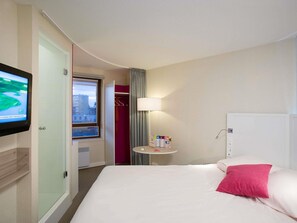 Select Comfort beds, in-room safe, iron/ironing board - ibis Styles Lille Centre Gare Beffroi (Lille)