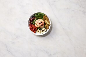 Food and drink - EVEN Hotel Manchester Airport by IHG (Manchester)