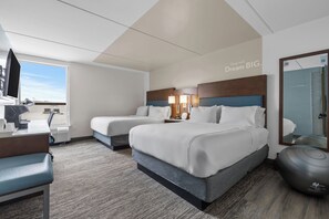 Roupas de cama antialérgicas, cofres nos quartos, escrivaninha