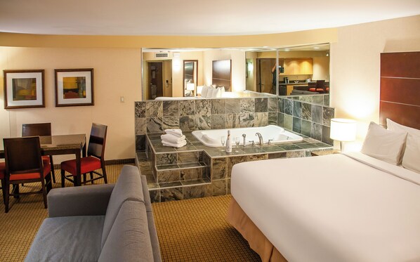 Executive Room, 1 King Bed, Hot Tub