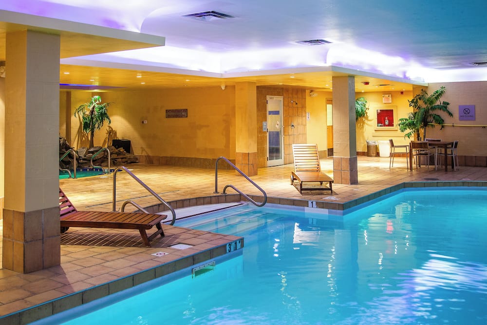 iHOTEL & Conference Center Red Deer