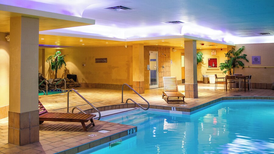 iHOTEL & Conference Center Red Deer