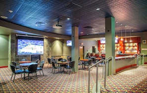 Serves dinner and happy hour