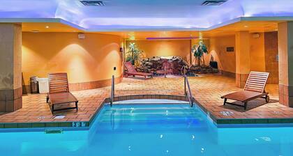 iHOTEL & Conference Center Red Deer