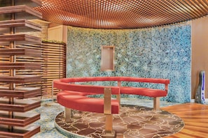 Hammam, massages aux pierres chaudes, massages des tissus profonds