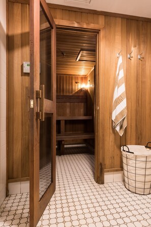 Sauna - Hotel Grand Chancellor Adelaide (Adelaide)