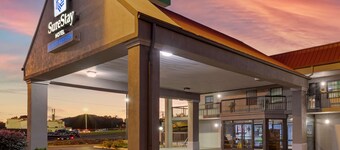 SureStay Hotel by Best Western Lenoir City