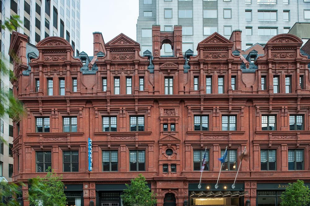 luxury hotels in Hartford