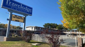 Unclassified image, 4 of 15, button - Travelodge by Wyndham Powell (Powell)