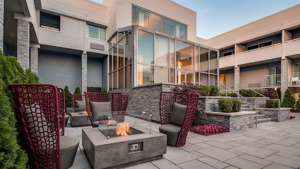 Exterior - The Kingsley Bloomfield Hills - a DoubleTree by Hilton (Bloomfield Hills)