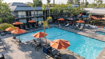 Outdoor pool, open 7:00 AM to 10:00 PM, cabanas (surcharge)