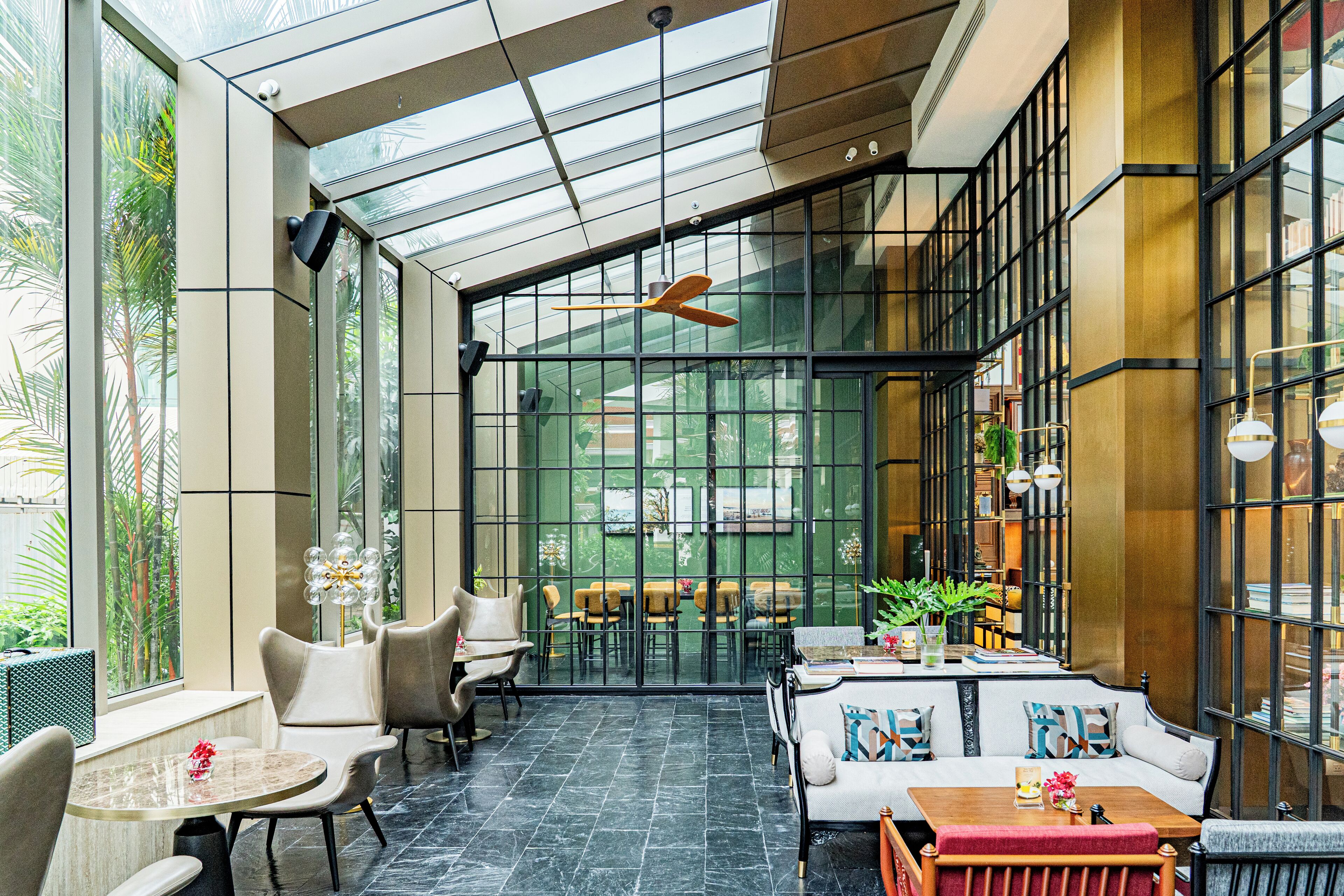 Photo - Montien Hotel Surawong Bangkok