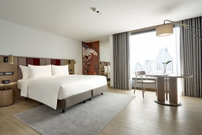 Ropa de cama de alta calidad y minibar 